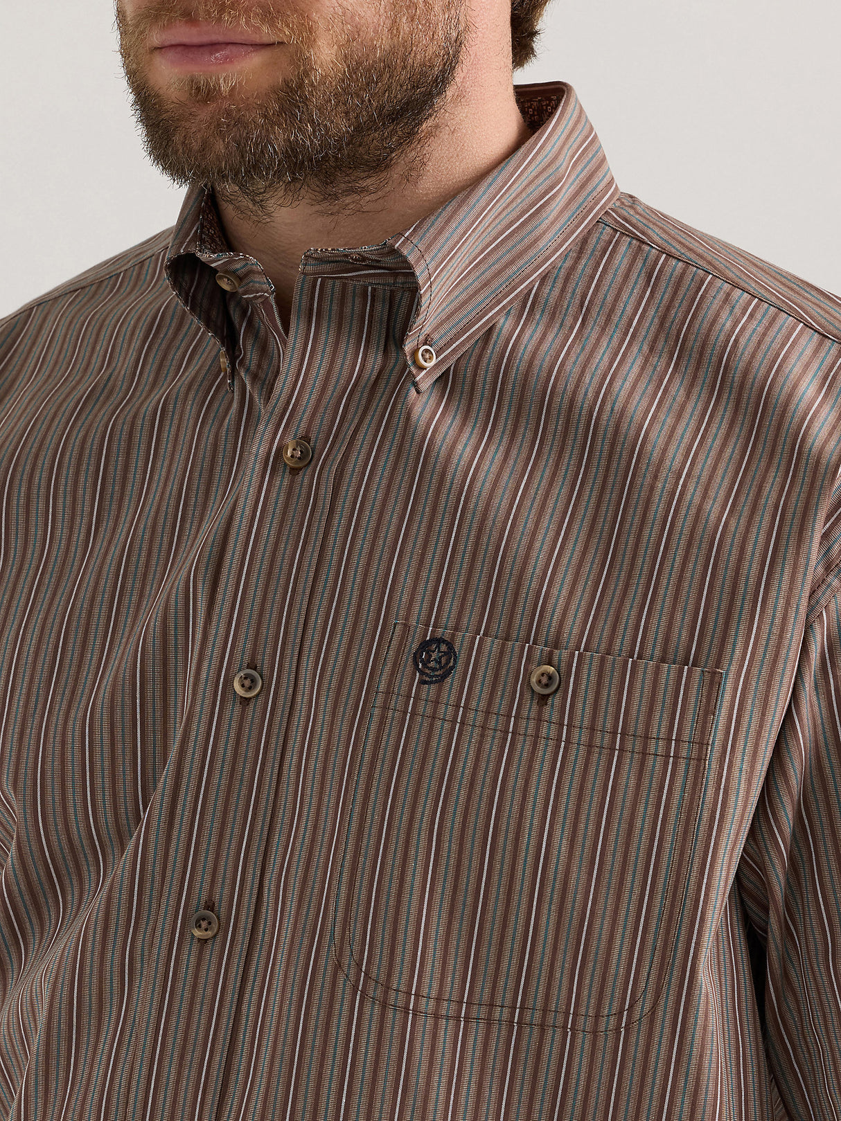Wrangler Men's George Strait Long Sleeve Button Down One Pocket Shirt - Brown Cliff Stripe Brown Cliff Stripe / / REG