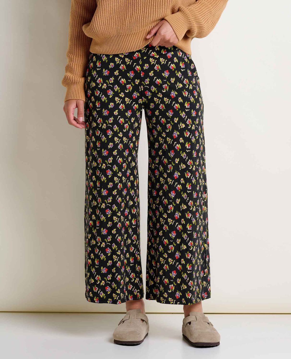 Toad Co. Womens Chaka Wide Leg Pant Black pansy print