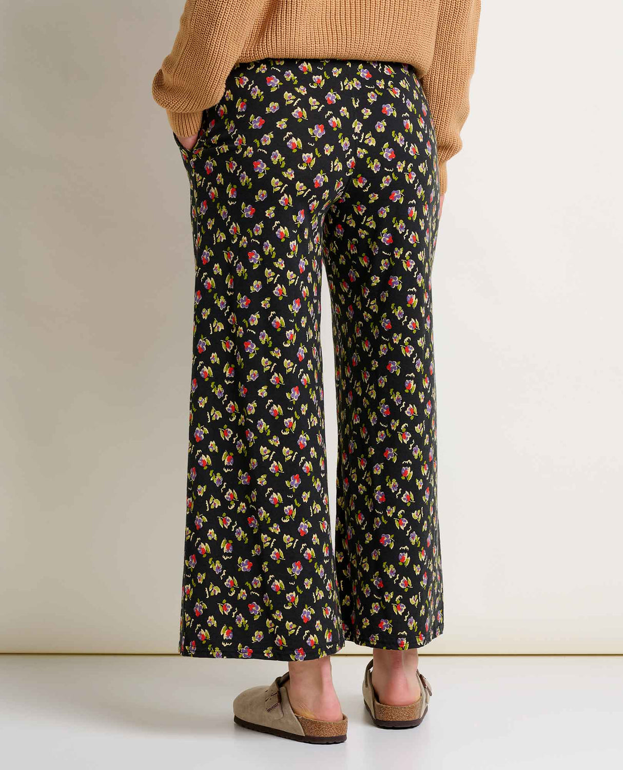 Toad Co. Womens Chaka Wide Leg Pant Black pansy print