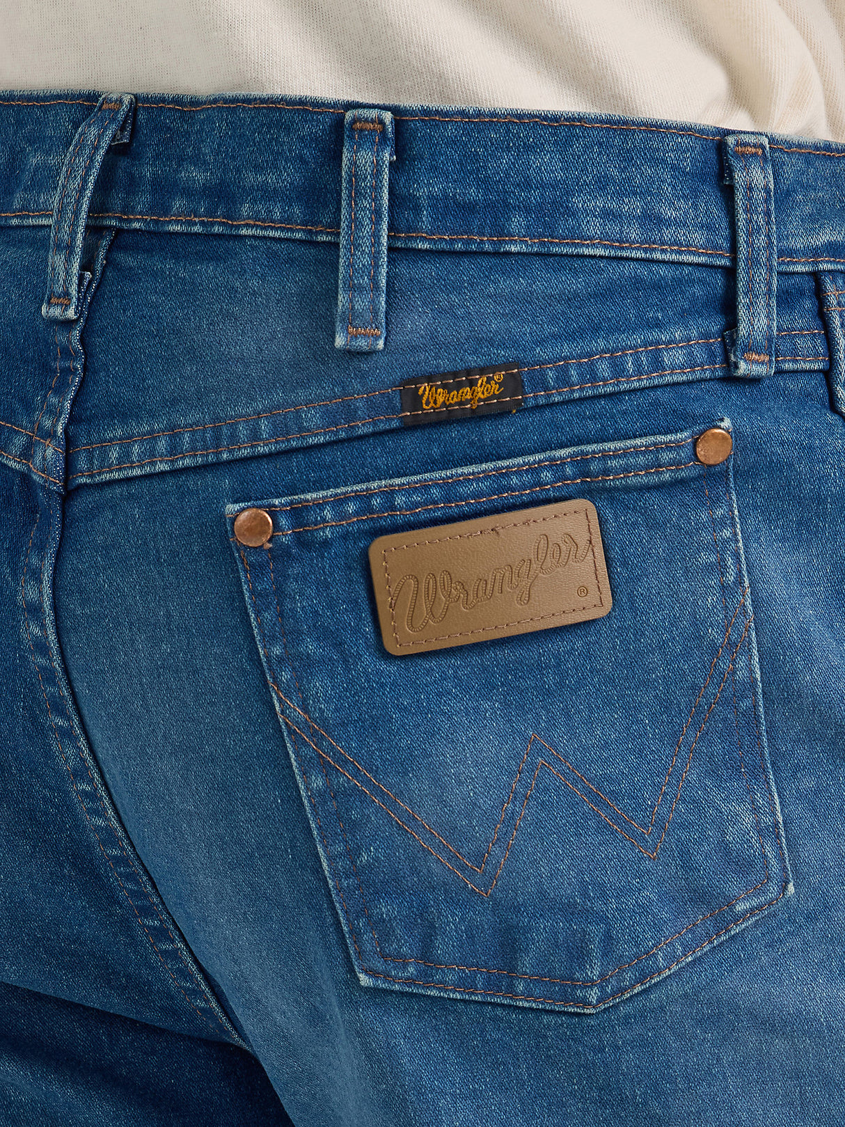 Wrangler Men's Vintage-Inspired Cowboy Cut Regular Fit Jeans - Heritage Navy Heritage Navy /  / 30IN