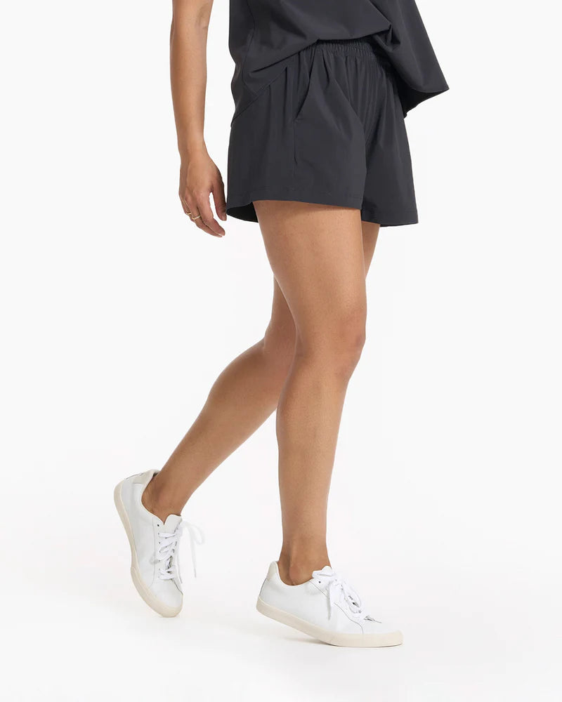 Vuori Women's Villa Short - Black Black