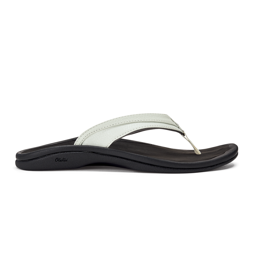 Olukai Women's Ohana Sandal White/black